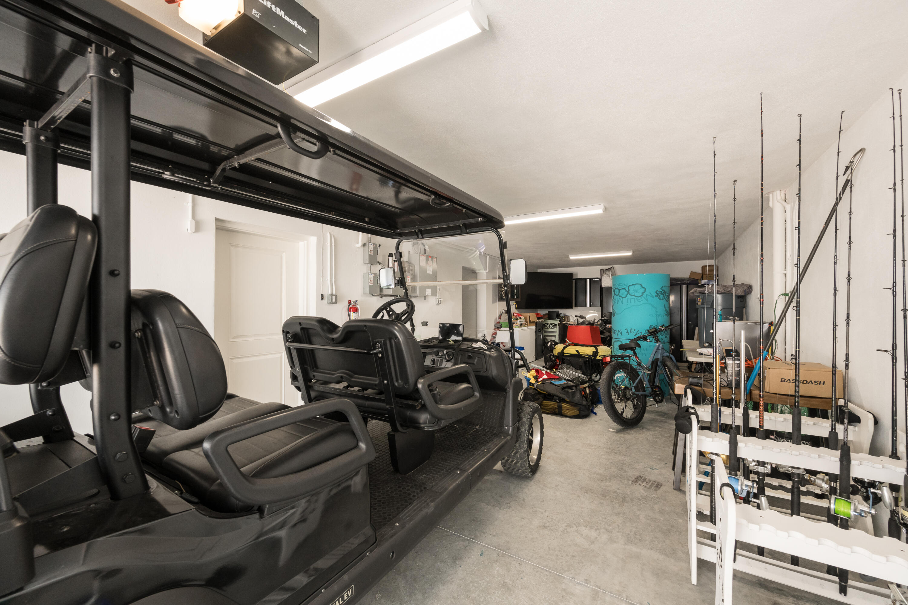 Key West, Florida 33040, United States, 3 Bedrooms Bedrooms, ,4 BathroomsBathrooms,Residential,Active,6699