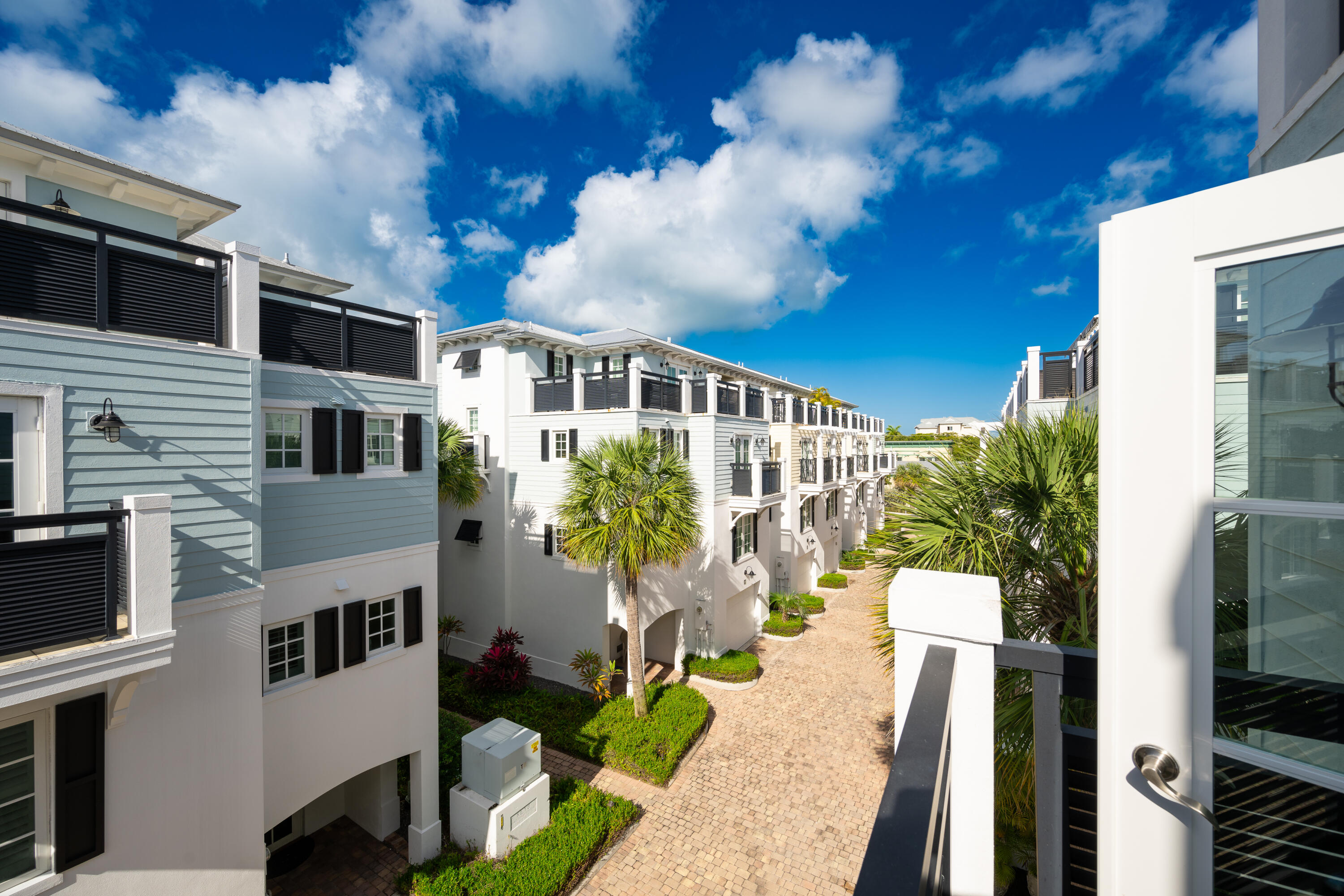 Key West, Florida 33040, United States, 3 Bedrooms Bedrooms, ,4 BathroomsBathrooms,Residential,Active,6699