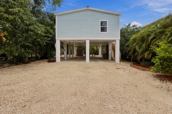 31169 AVENUE G, BIG PINE KEY, FL 33043 - Image f7b8a2da90a2c24bb4ecd5d3d09c19a7/1312776409