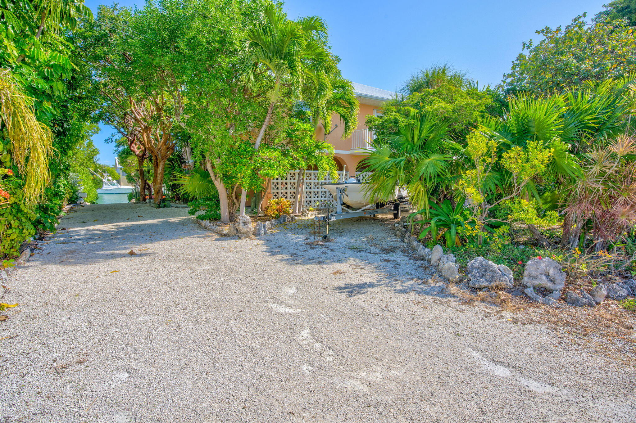 Marathon, Florida 33050, United States, 4 Bedrooms Bedrooms, ,4 BathroomsBathrooms,Residential,Active,25604