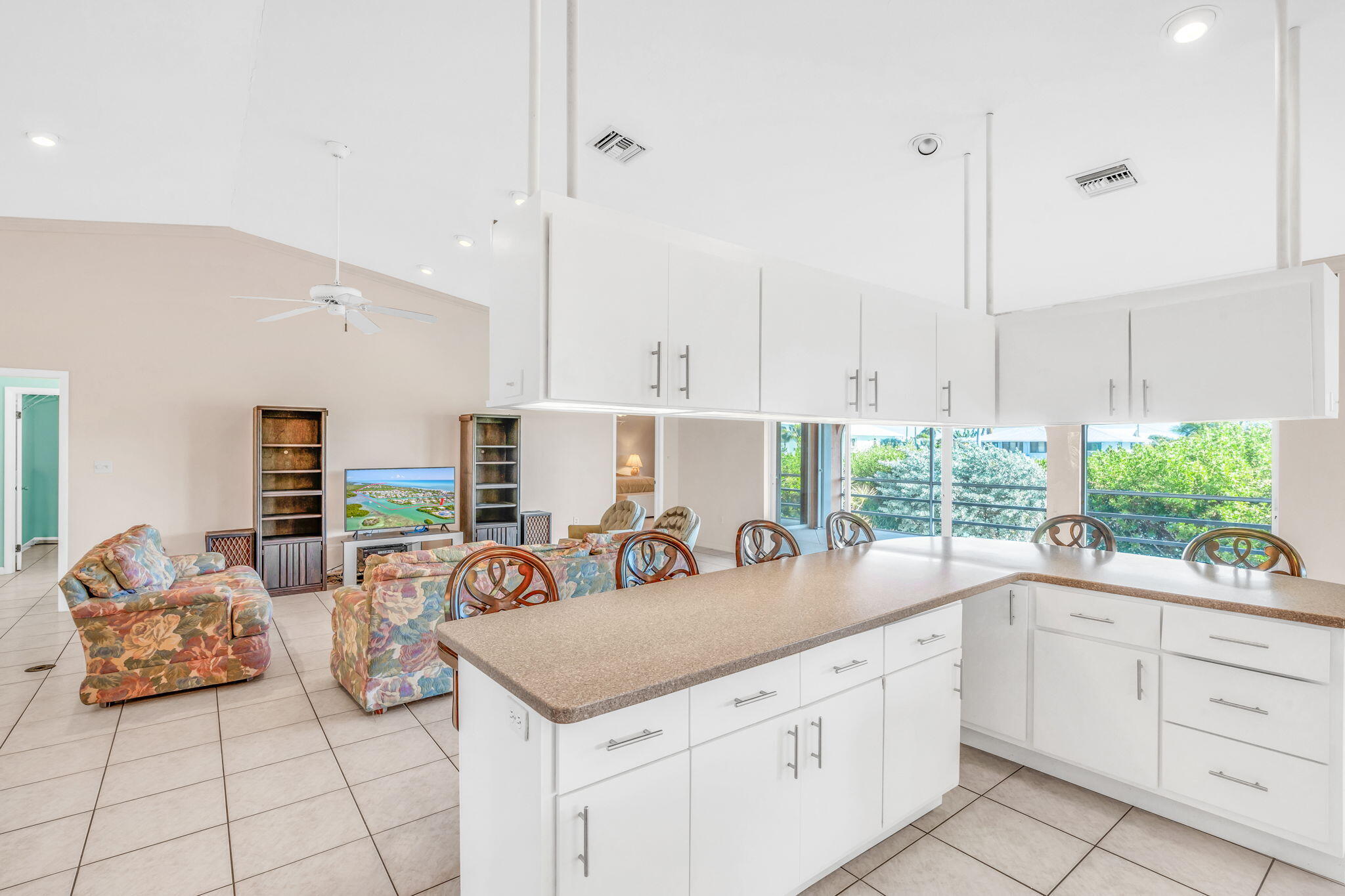 Marathon, Florida 33050, United States, 4 Bedrooms Bedrooms, ,4 BathroomsBathrooms,Residential,Active,25604