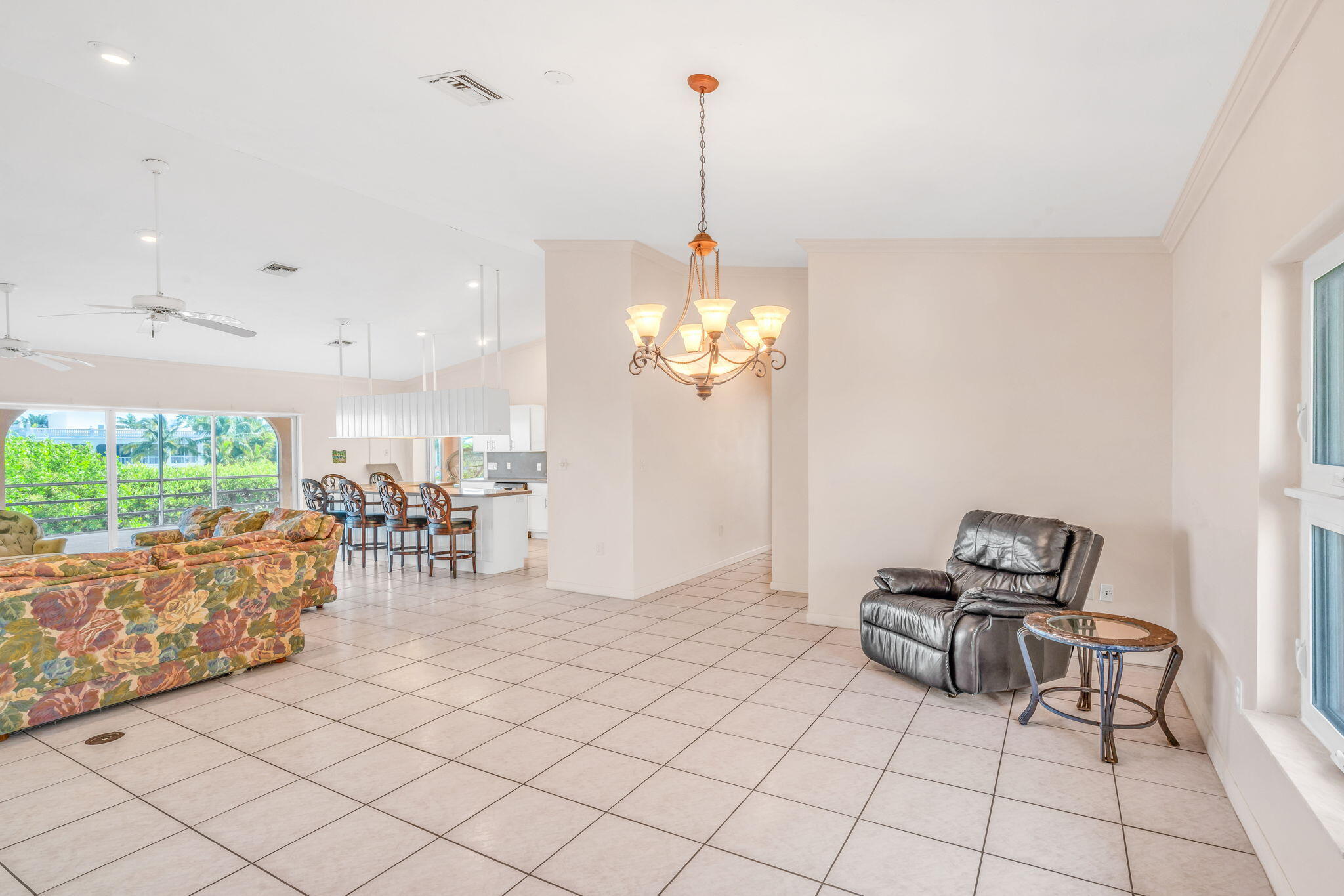 Marathon, Florida 33050, United States, 4 Bedrooms Bedrooms, ,4 BathroomsBathrooms,Residential,Active,25604