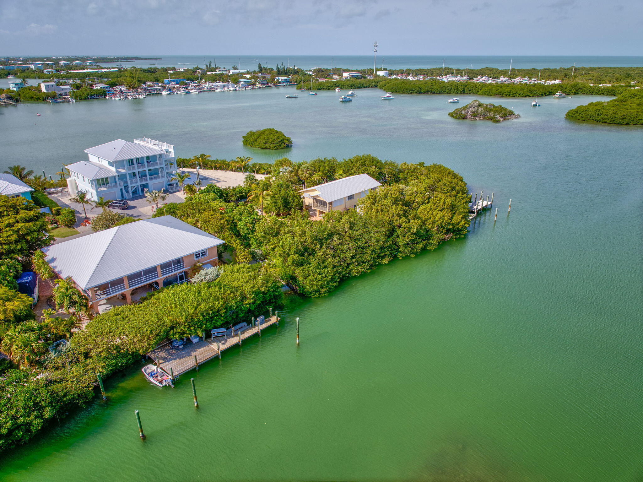 Marathon, Florida 33050, United States, 4 Bedrooms Bedrooms, ,4 BathroomsBathrooms,Residential,Active,25604