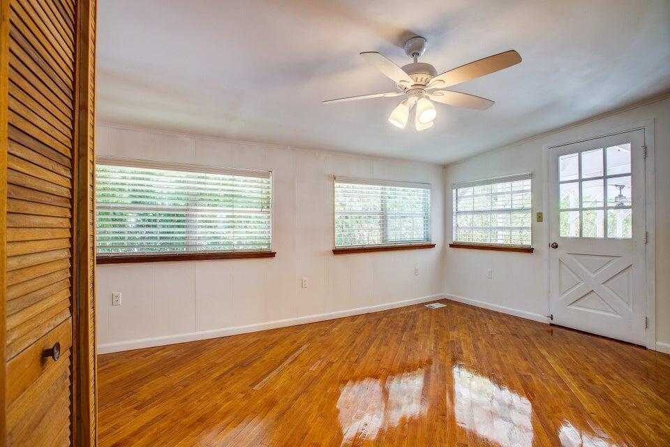 Geiger, Florida 33040, United States, 4 Bedrooms Bedrooms, ,3 BathroomsBathrooms,Residential,Active,90360