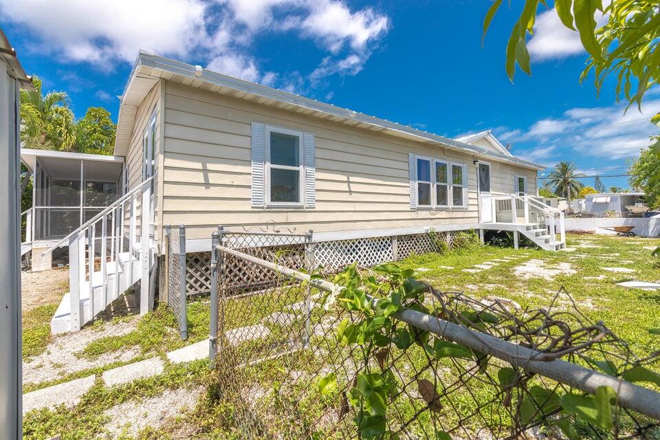 Geiger, Florida 33040, United States, 4 Bedrooms Bedrooms, ,3 BathroomsBathrooms,Residential,Active,90360