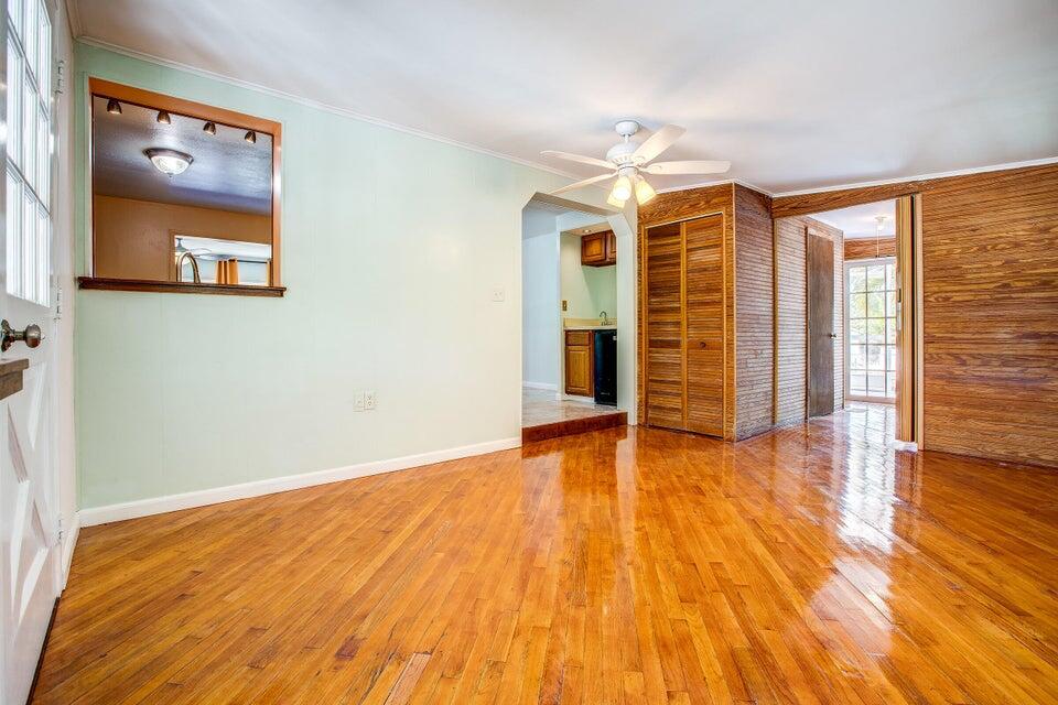 Geiger, Florida 33040, United States, 4 Bedrooms Bedrooms, ,3 BathroomsBathrooms,Residential,Active,90360