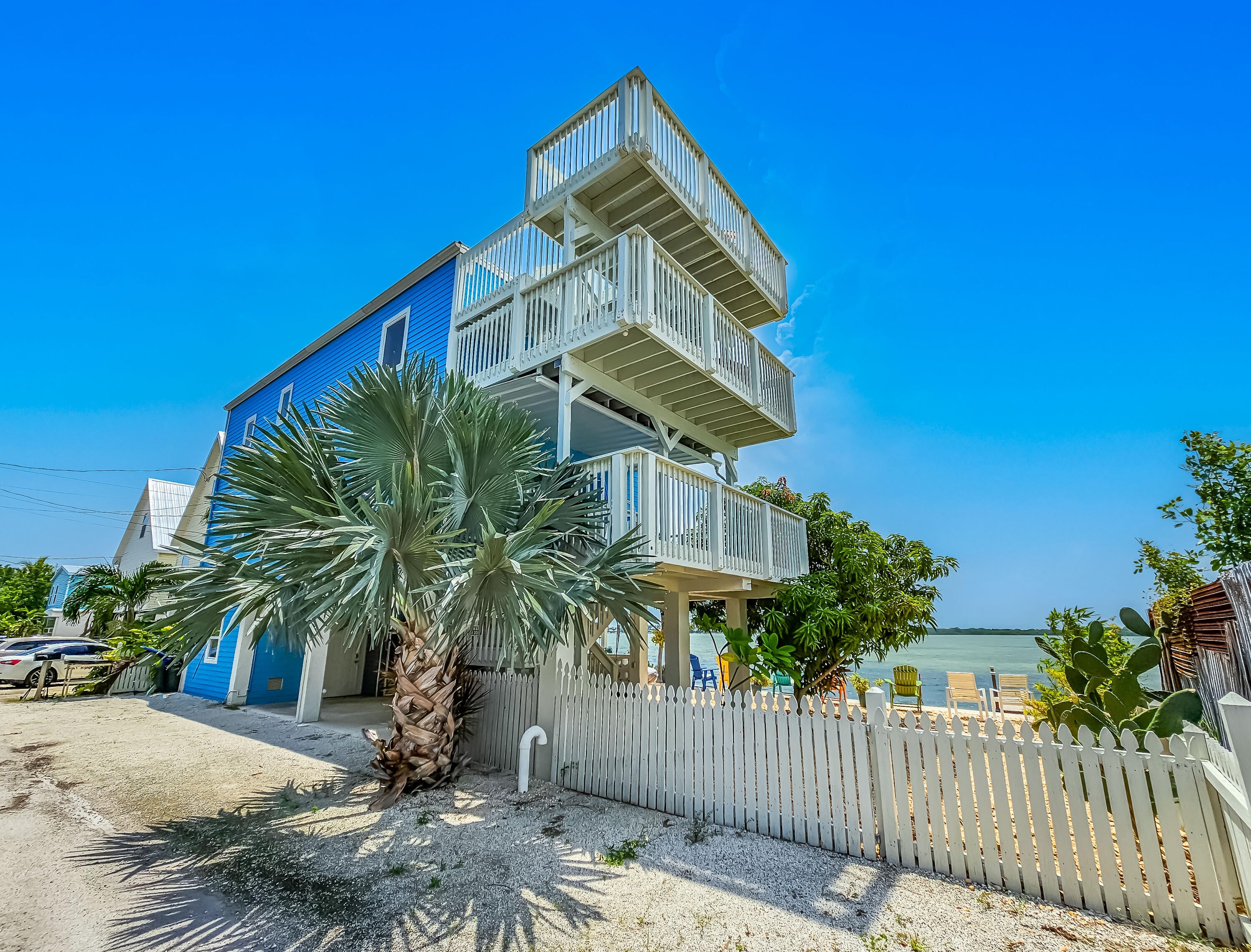 6 Shore Drive