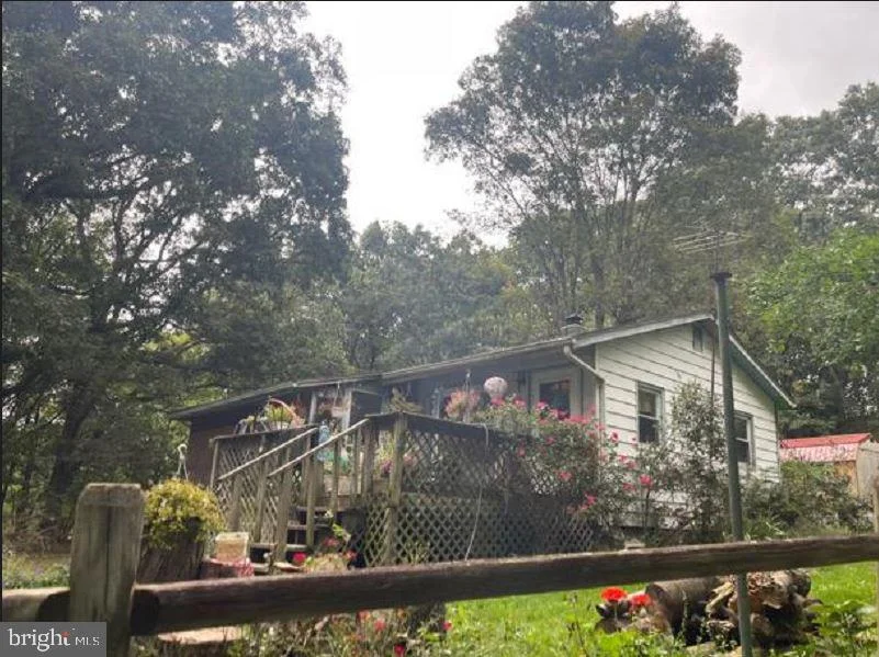2587 Huff Trail