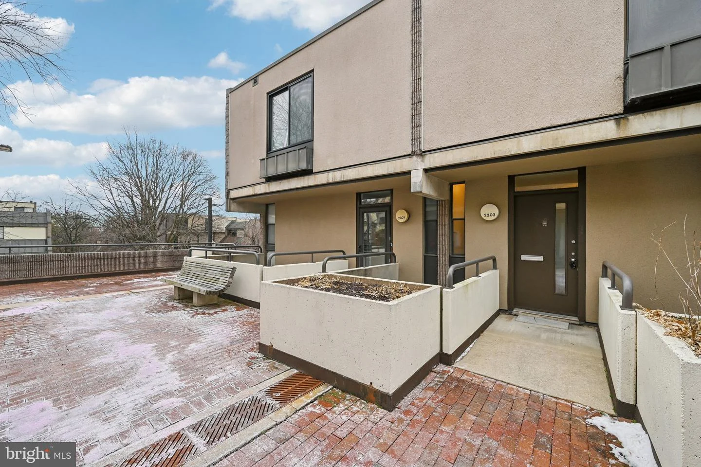 2303 Bayleaf Court