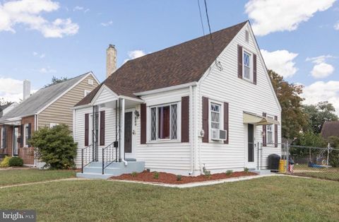 Single Family Residence in Hamilton NJ 304 Churchill AVENUE.jpg