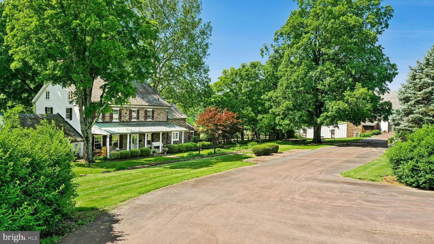 1720 Molasses Way