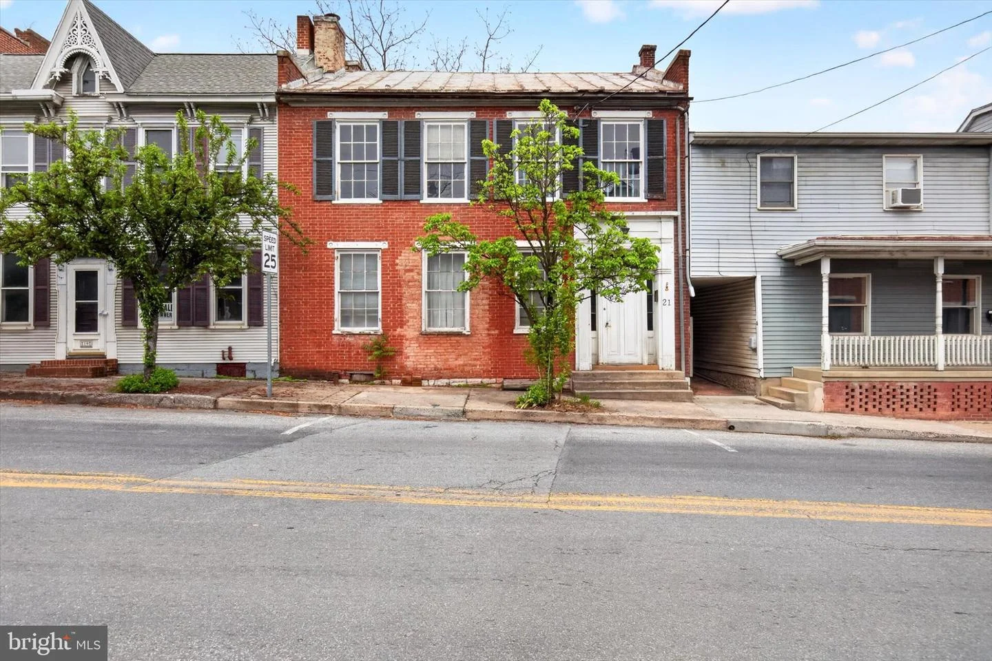 21 E Main Street