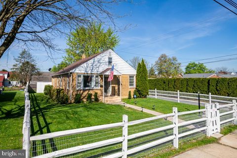 Single Family Residence in Allentown PA 216 25th STREET 1.jpg