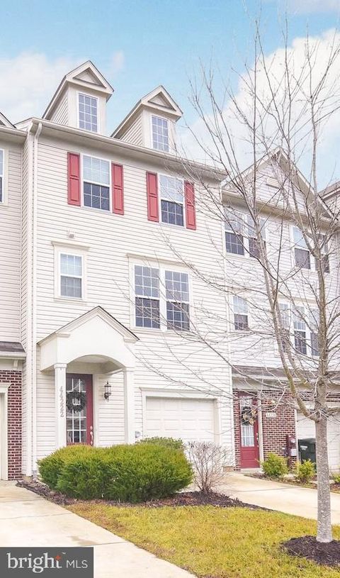 44222 Beaver Creek Dr California MD 20619