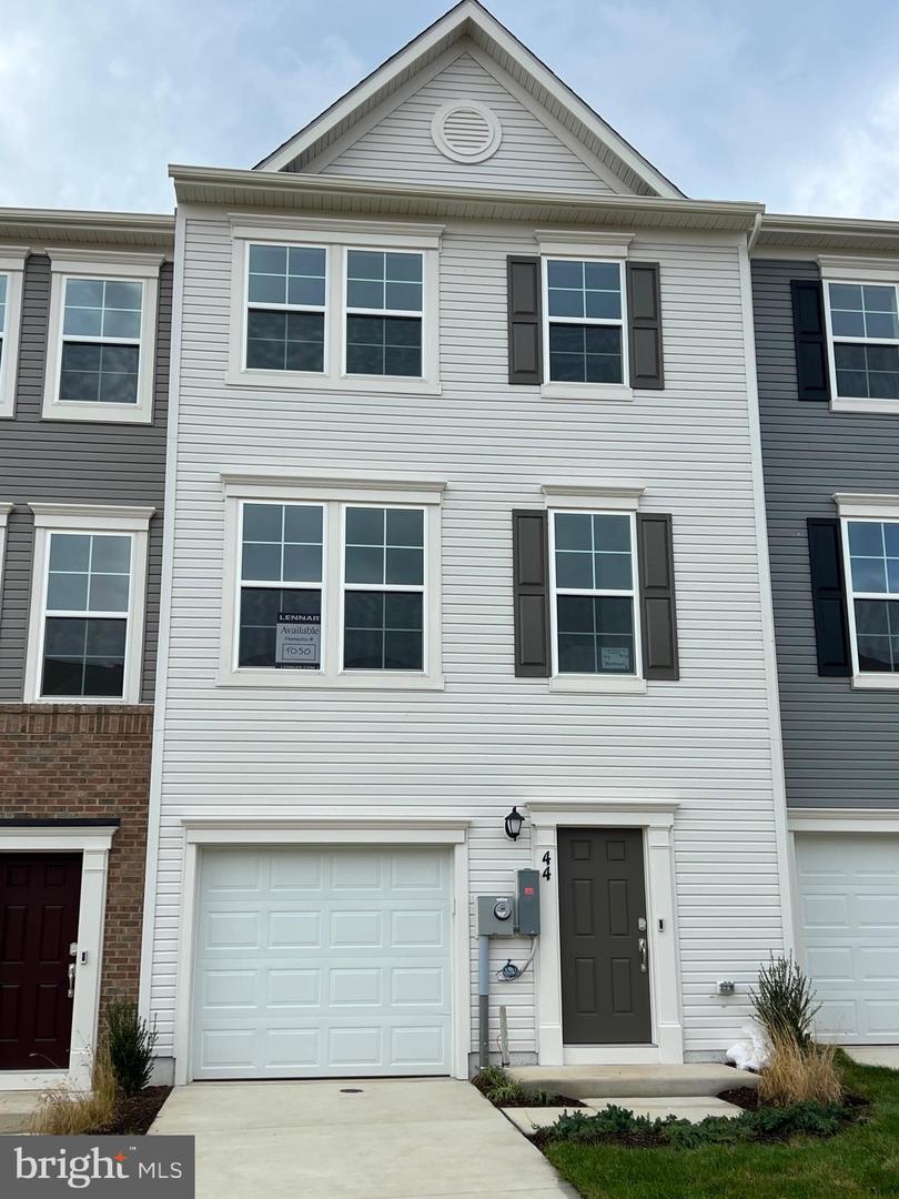 44 Stembogan Court

                                                                             Charles Town                                

                                    , WV - $370,000