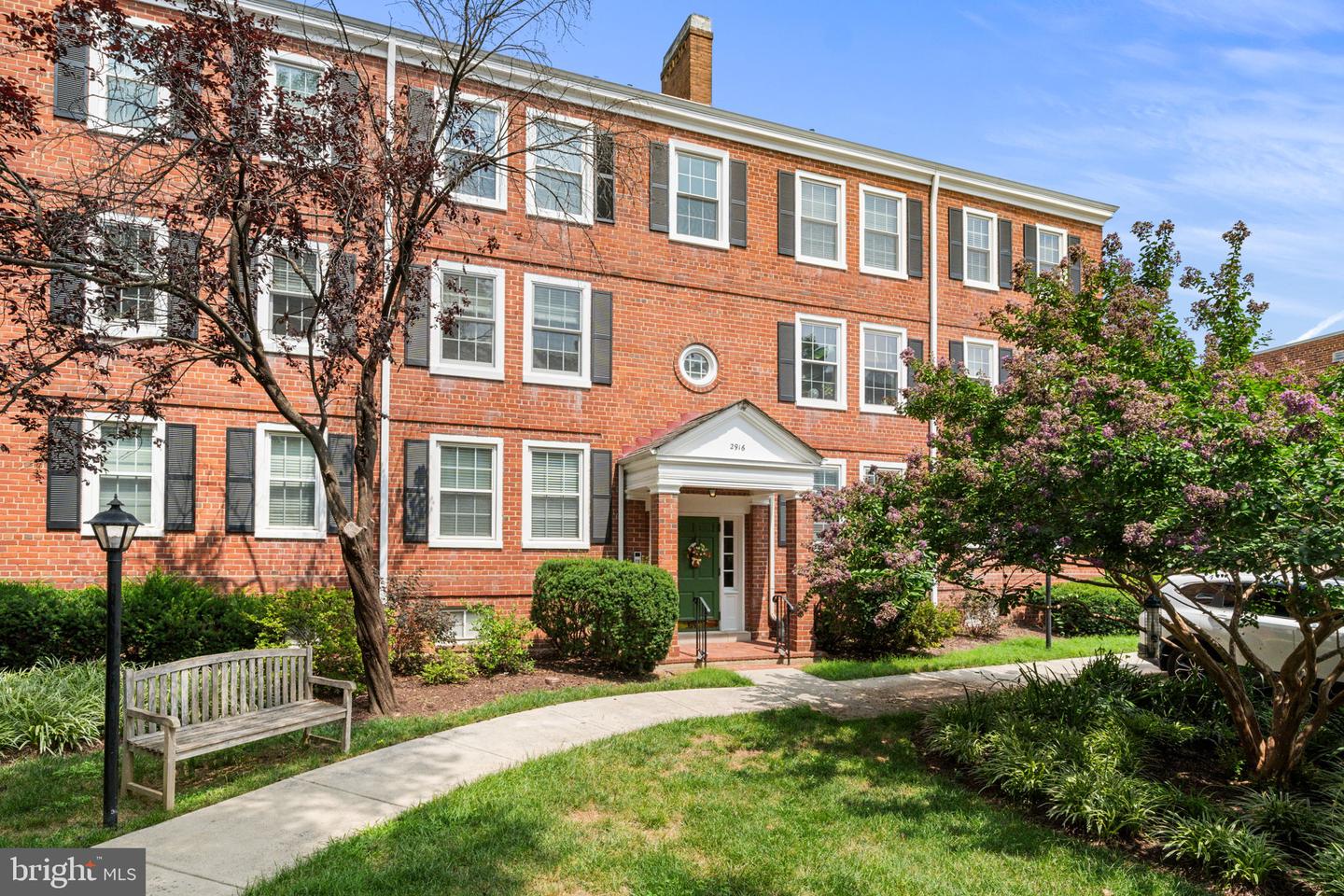 2916 S Buchanan Street Unit B1, Arlington, VA, 22206