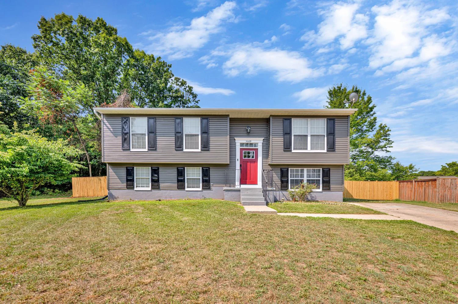3609 Willow Ridge Court