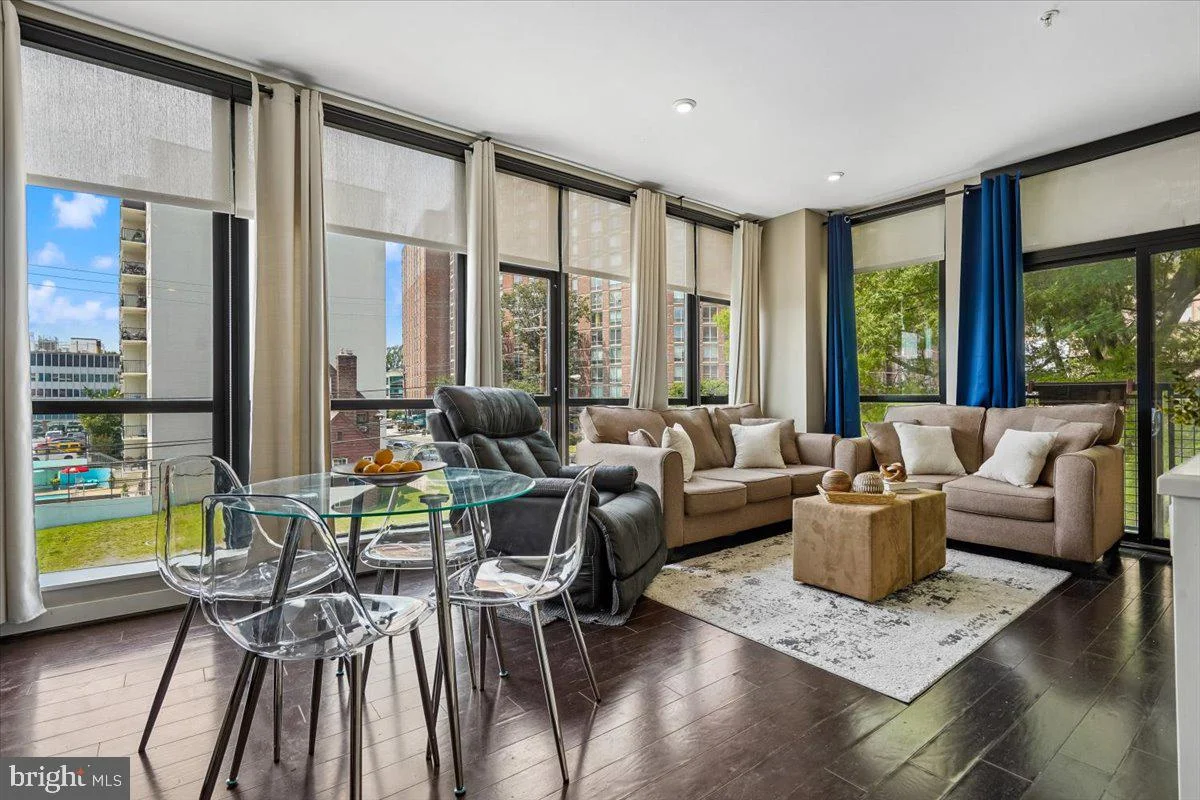 1320 Fenwick Lane Unit 301