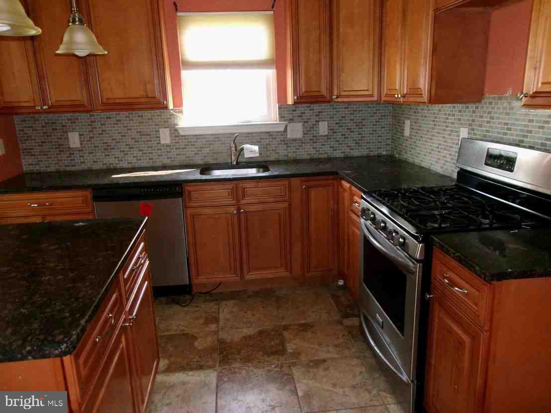 Photo 6 of 24 of 120 Willet Way house