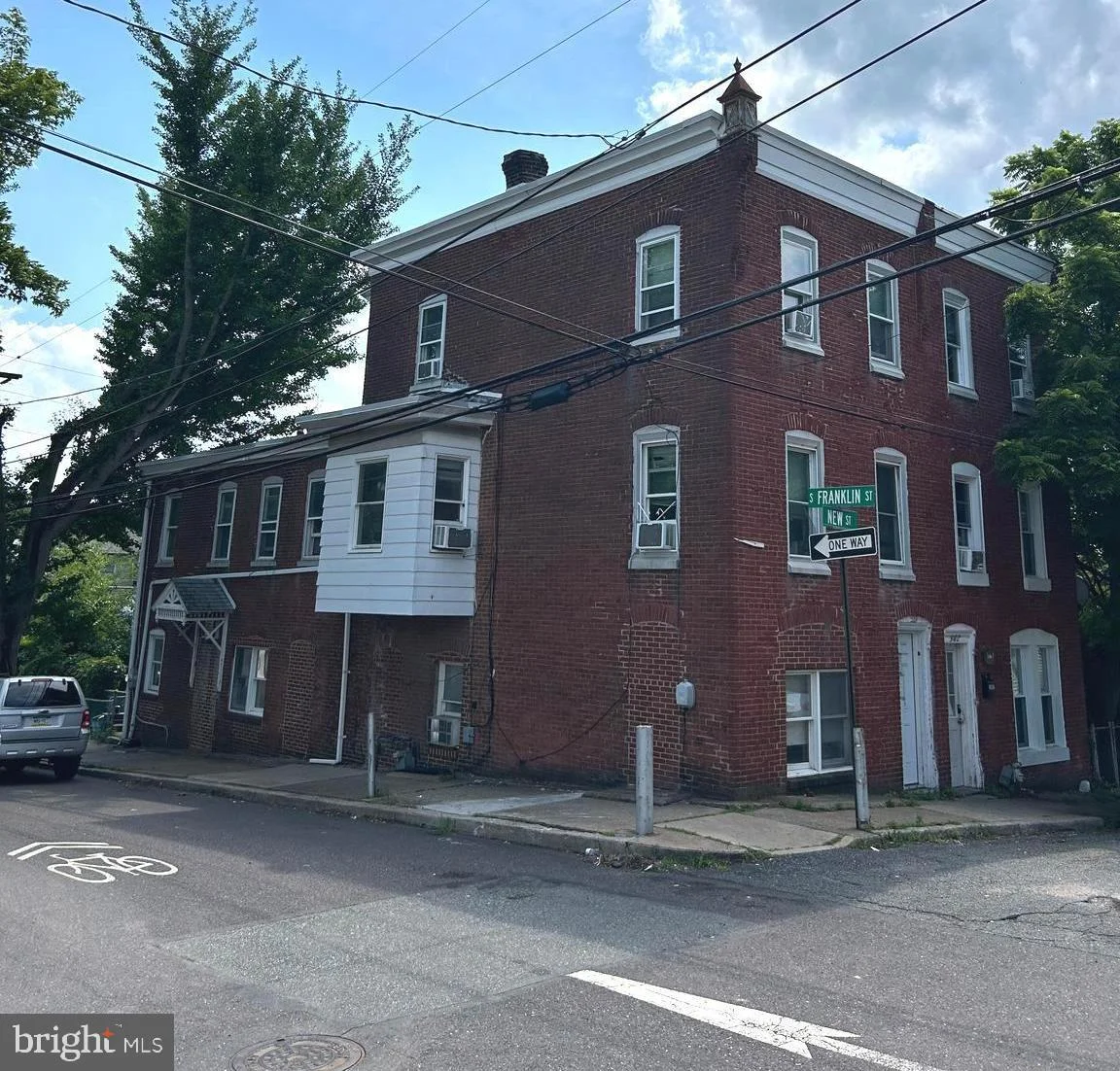 384 New Street
