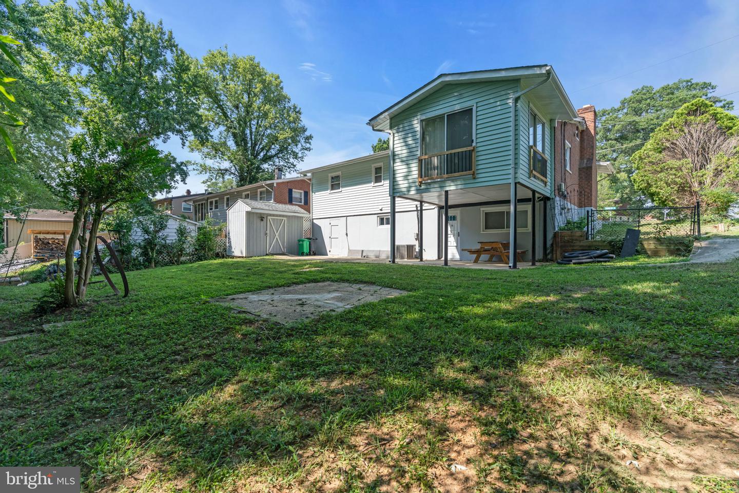 Photo 4 of 51 of 7300 Abbington Dr house