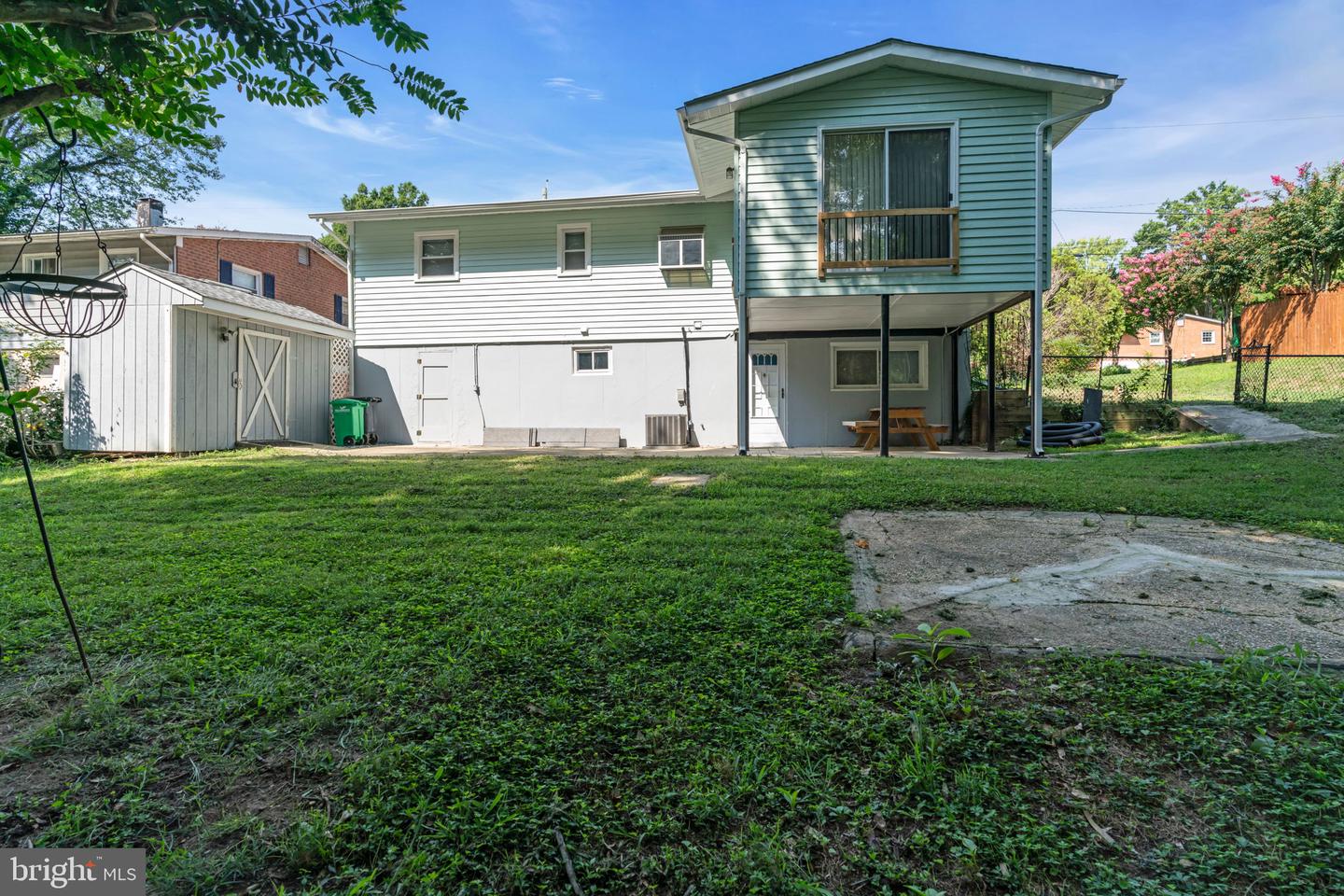 Photo 5 of 51 of 7300 Abbington Dr house