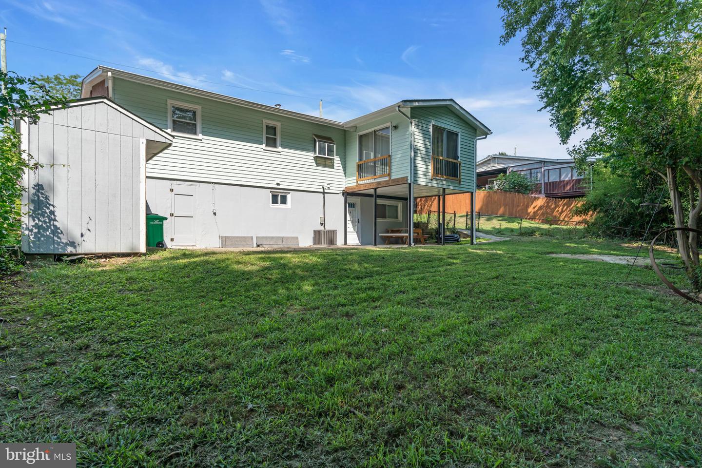 Photo 6 of 51 of 7300 Abbington Dr house