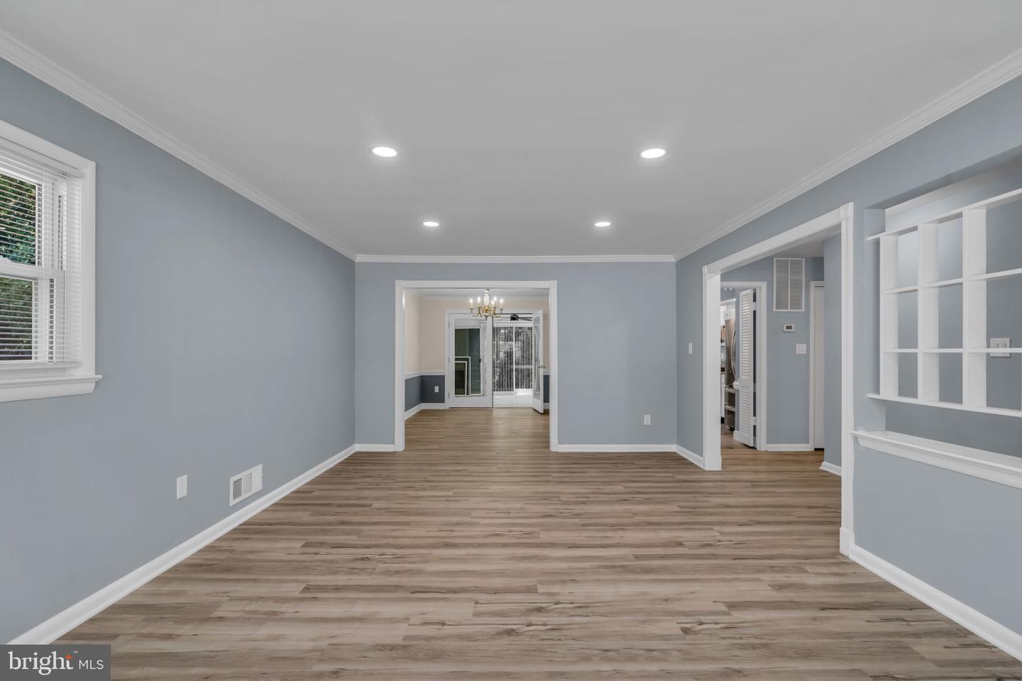 Photo 10 of 51 of 7300 Abbington Dr house