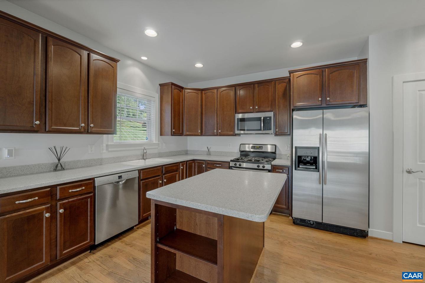 Photo 21 of 40 of 185 Brookwood Dr townhome