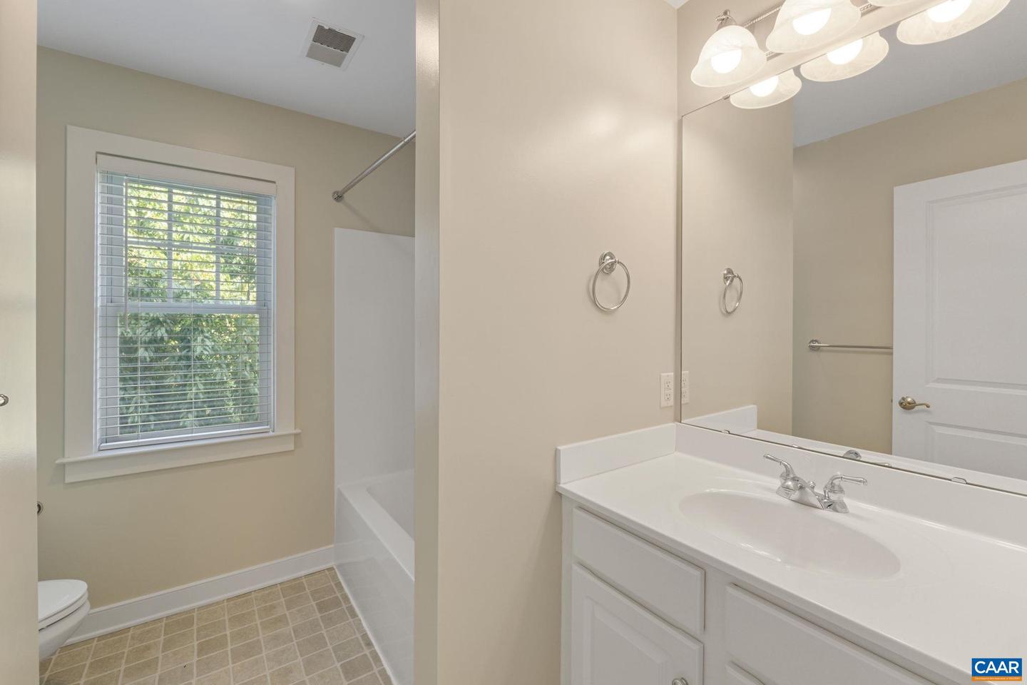 Photo 36 of 40 of 185 Brookwood Dr townhome