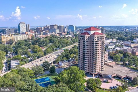 Condominium in Wilmington DE 1100 Lovering AVENUE.jpg