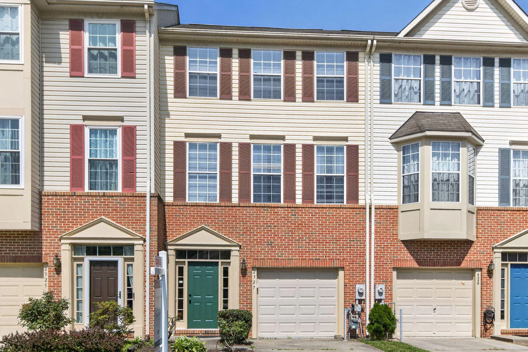 2327 Sandy Walk Way