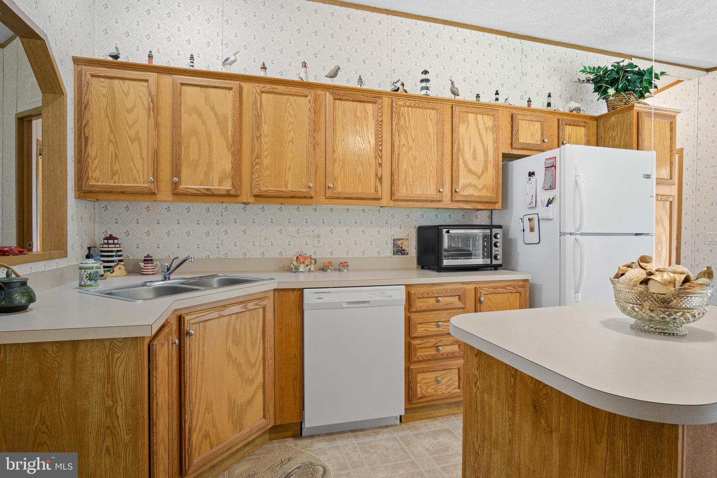 Photo 16 of 36 of 37132 E White Tail Dr mobile home