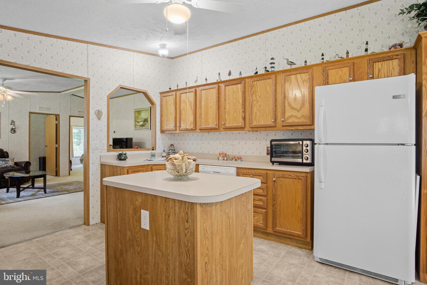 Photo 12 of 36 of 37132 E White Tail Dr mobile home