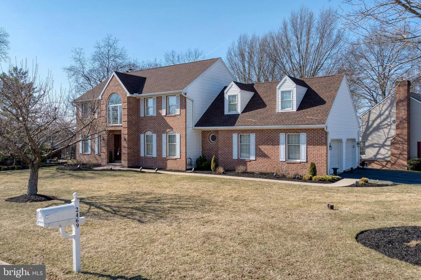 2469 Fairway Dr