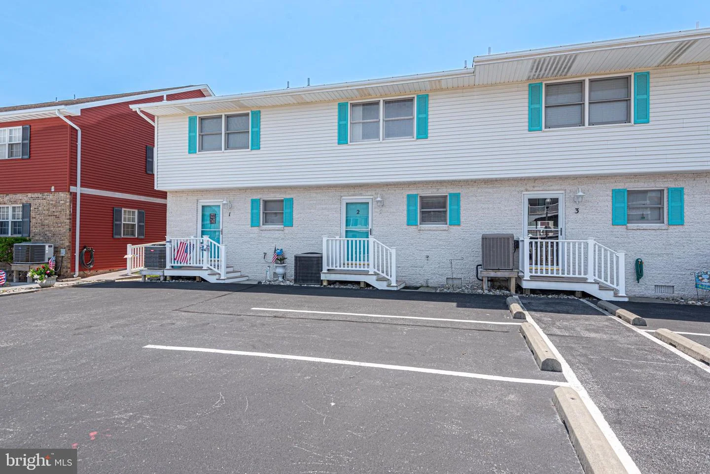 607 Bayshore Court Unit 2