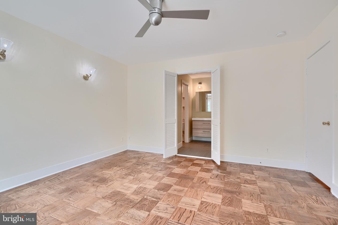 Photo 22 of 54 of 5200 Pooks Hill Rd #C-15 townhome