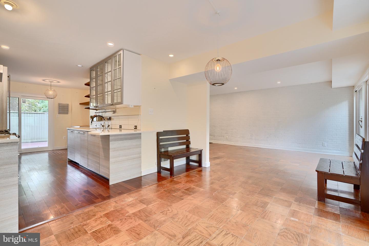 Photo 11 of 54 of 5200 Pooks Hill Rd #C-15 townhome