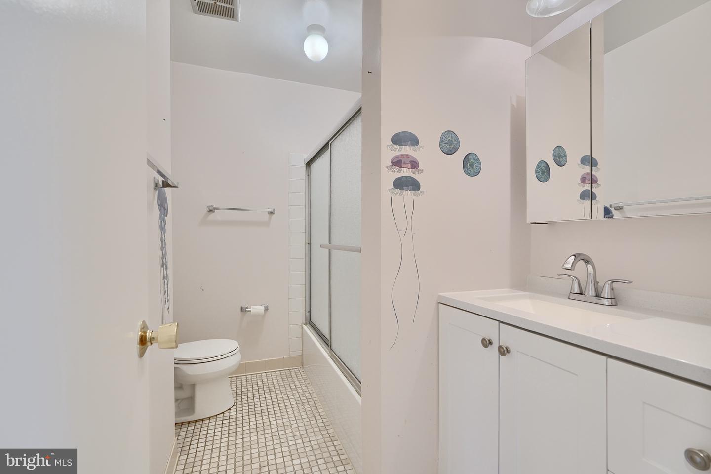 Photo 45 of 54 of 5200 Pooks Hill Rd #C-15 townhome