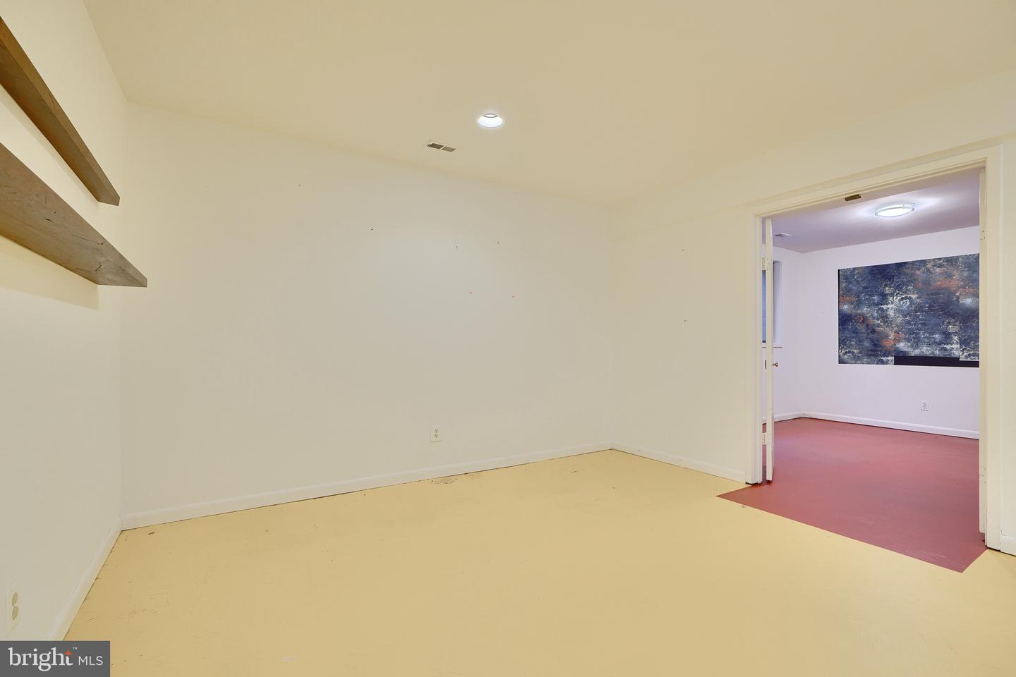 Photo 42 of 54 of 5200 Pooks Hill Rd #C-15 townhome