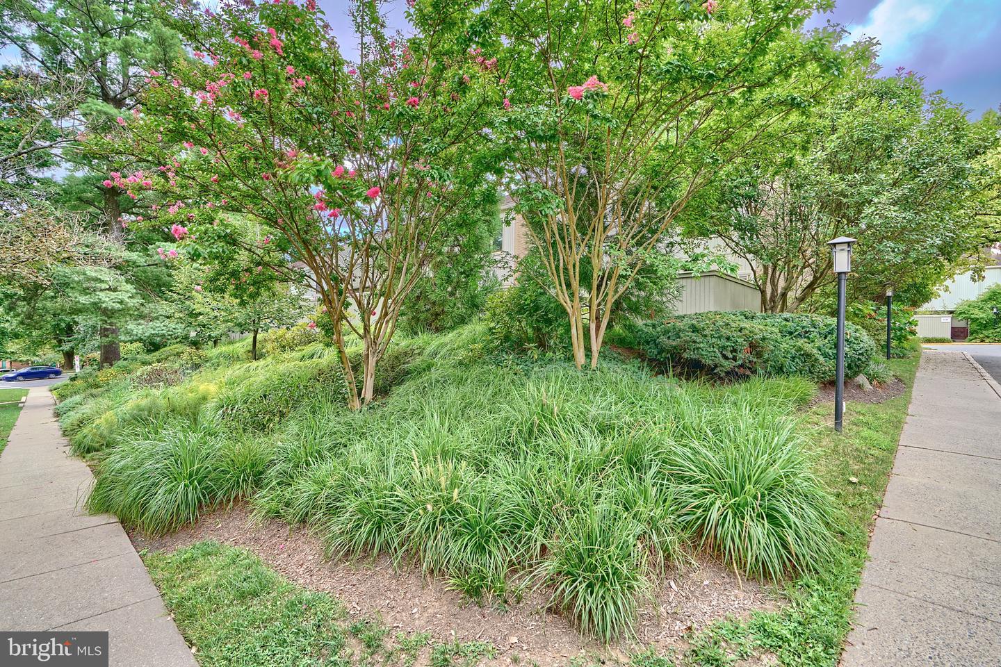 Photo 50 of 54 of 5200 Pooks Hill Rd #C-15 townhome