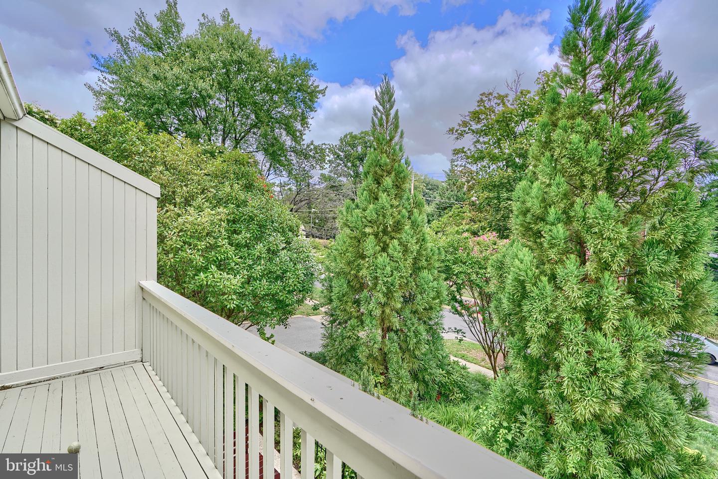 Photo 25 of 54 of 5200 Pooks Hill Rd #C-15 townhome