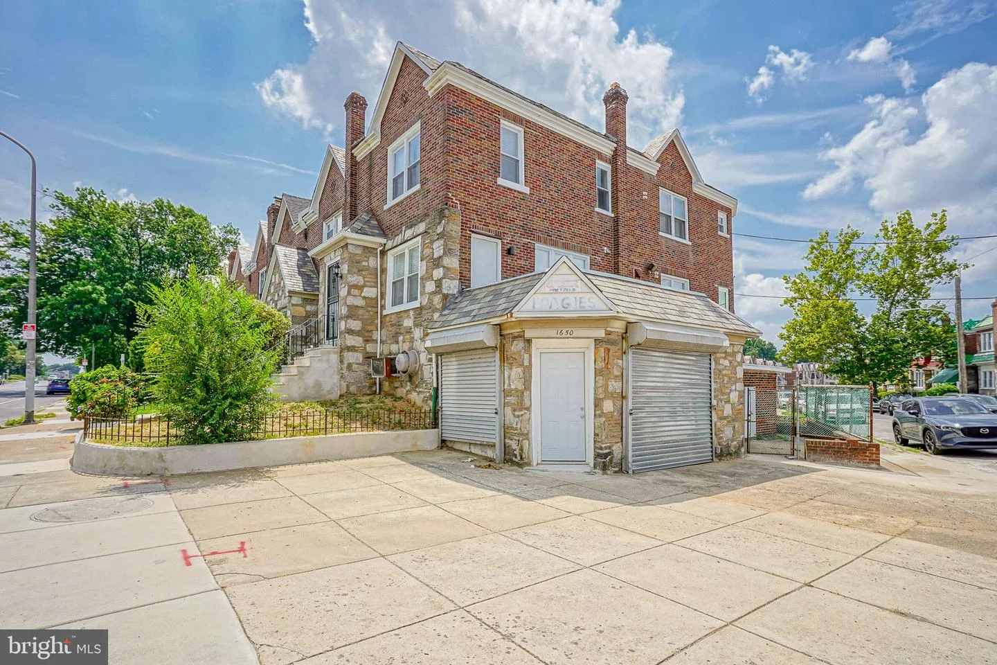 1650 W Cheltenham Avenue
