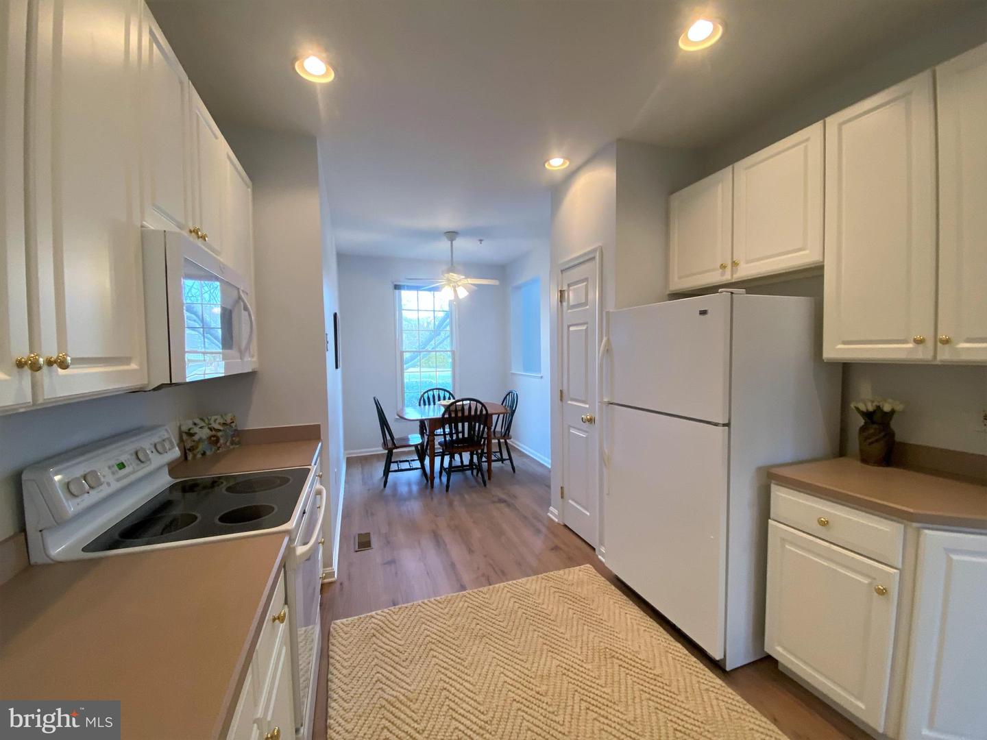 Photo 11 of 33 of 53e Willow Oak Ave #53e condo
