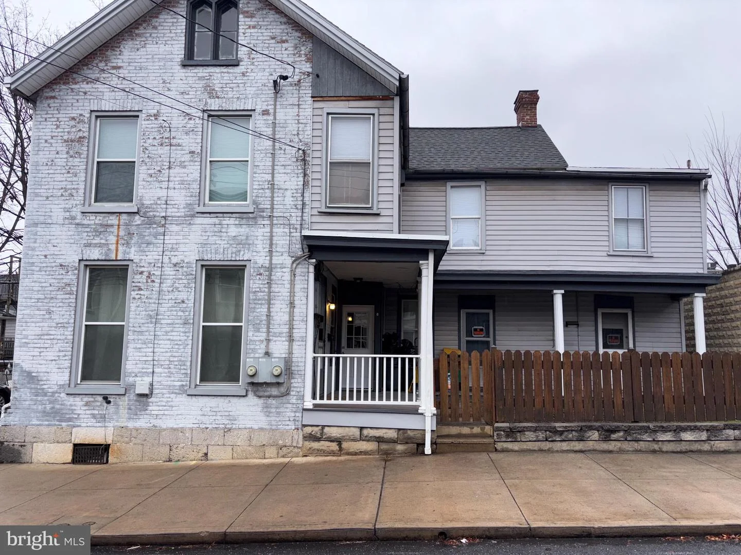 121 E Washington Street Unit B