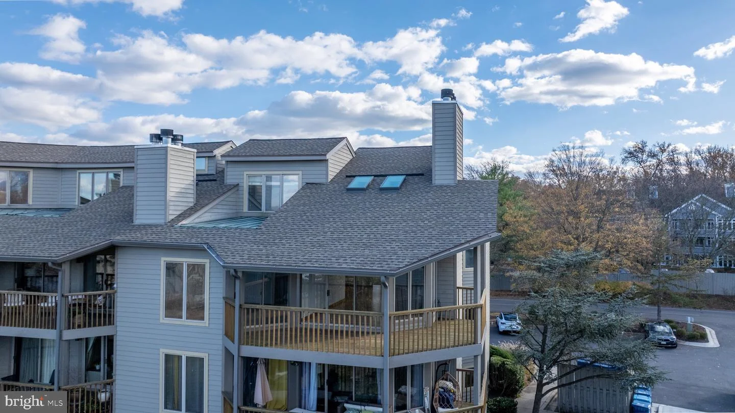 2106 Chesapeake Harbour Drive Unit 202