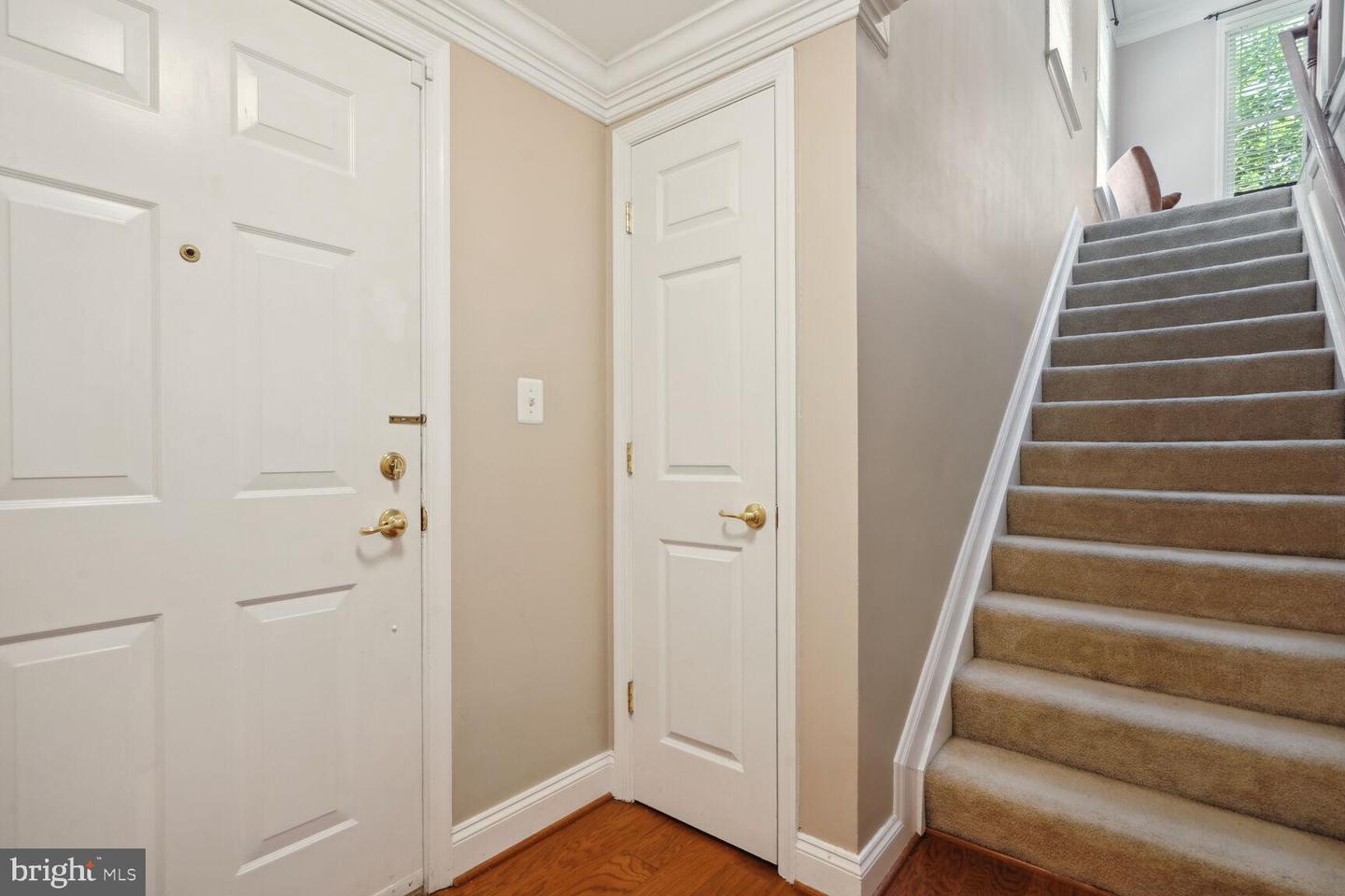 Photo 30 of 34 of 7129 Mason Grove Ct #12 townhome