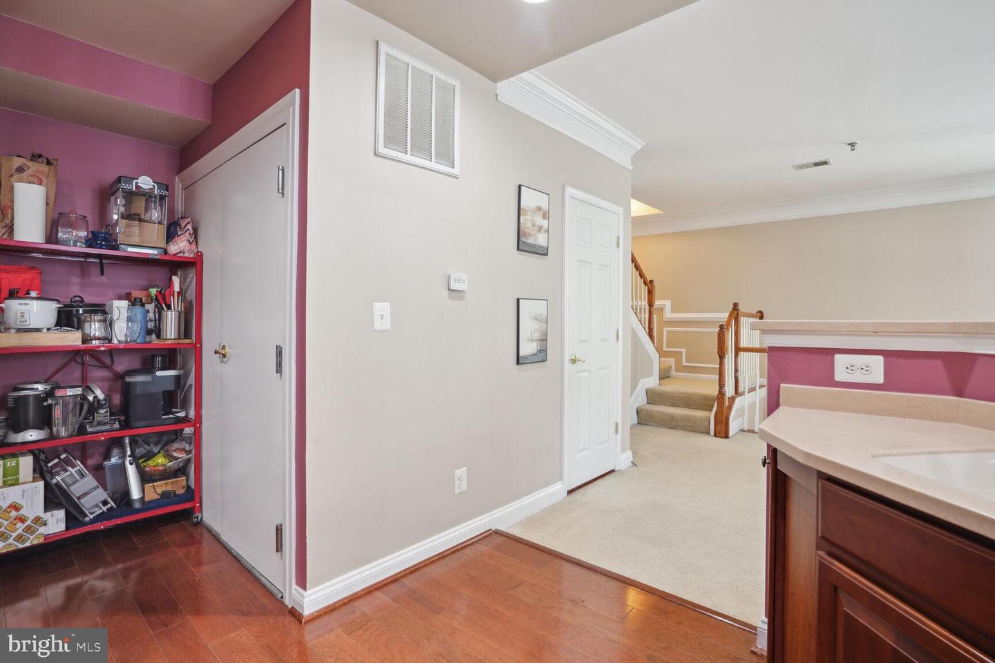 Photo 14 of 34 of 7129 Mason Grove Ct #12 townhome