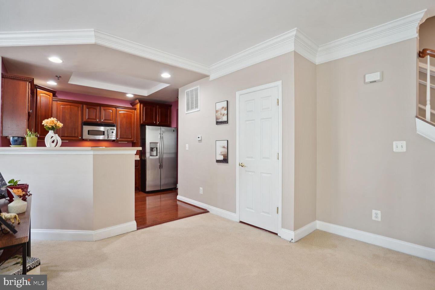 Photo 15 of 34 of 7129 Mason Grove Ct #12 townhome