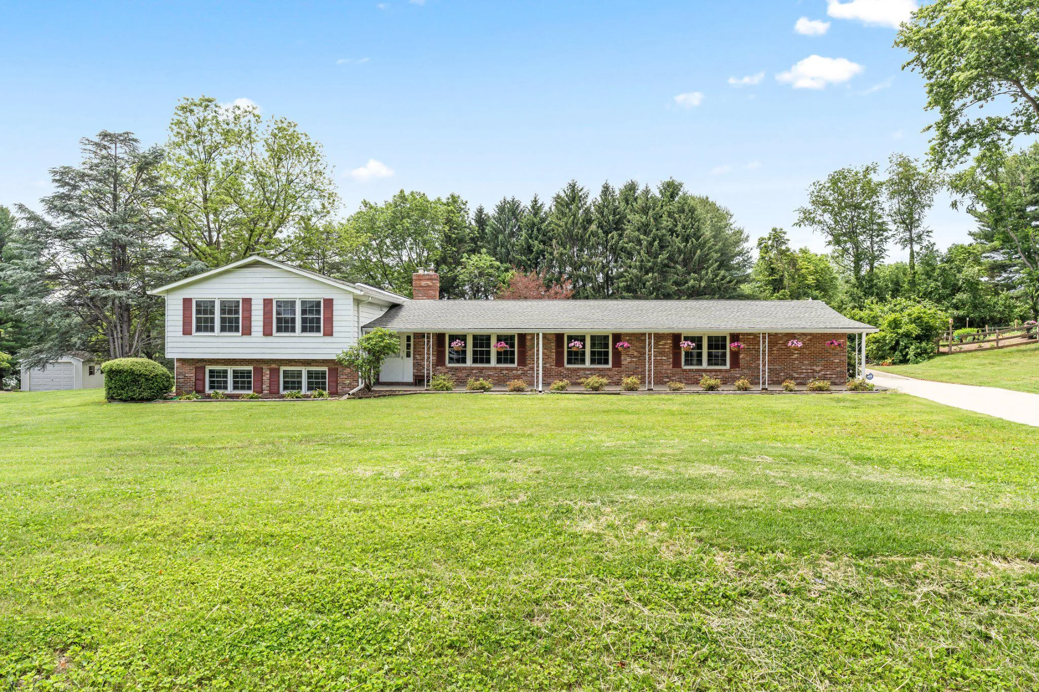 3318 Lowell Lane